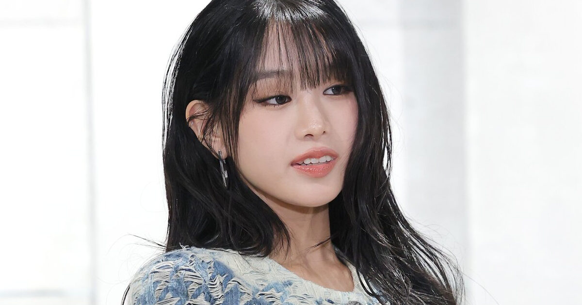 KISS OF LIFE’s Natty Turns Heads with Daring Denim Look in Seoul